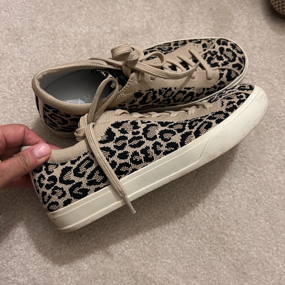Rothy’s sneakers size 8 - Picture 2 of 3